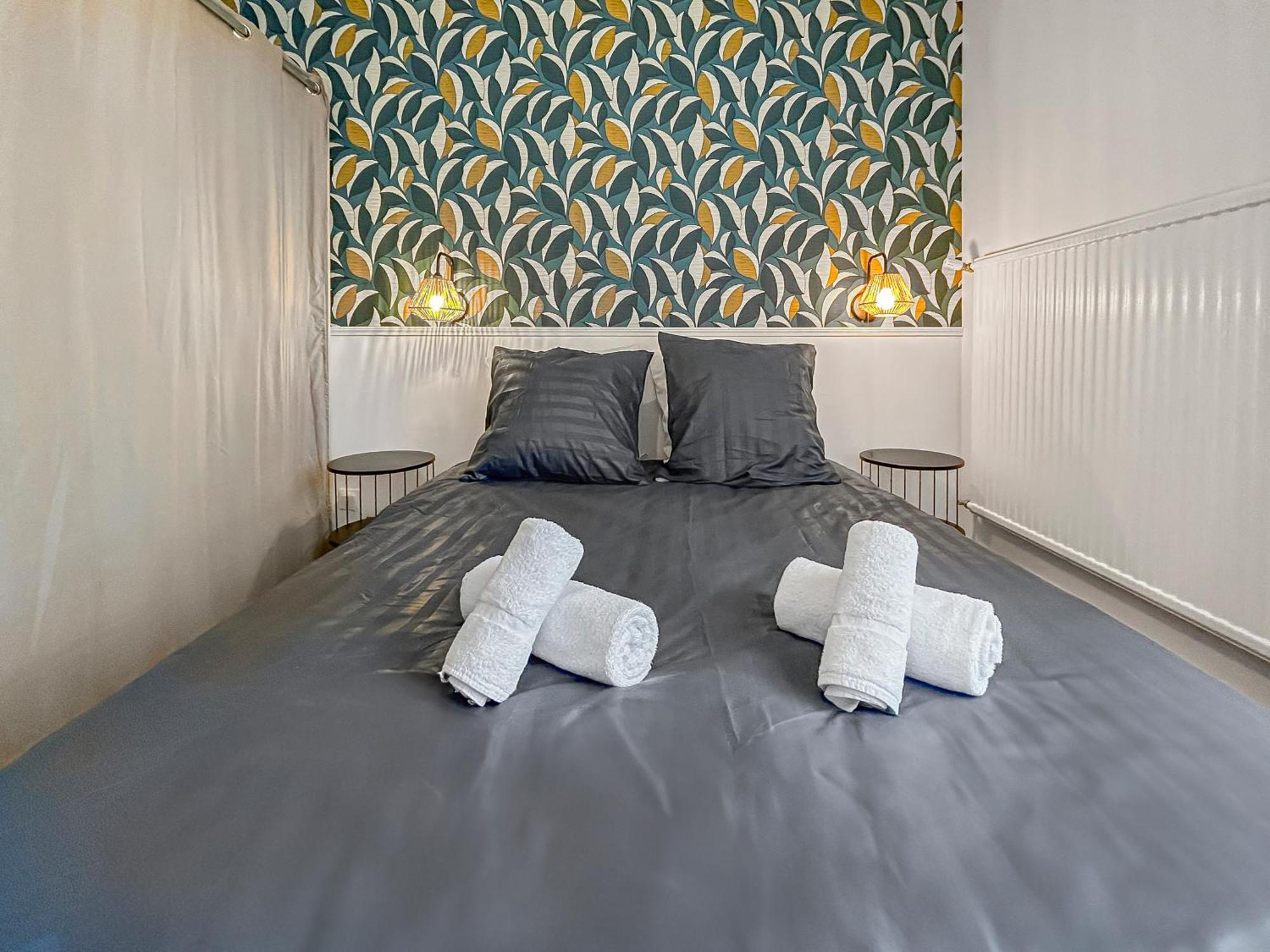 Appartement Lumineux, Wi-Fi Et Parking Prive Niort Bagian luar foto