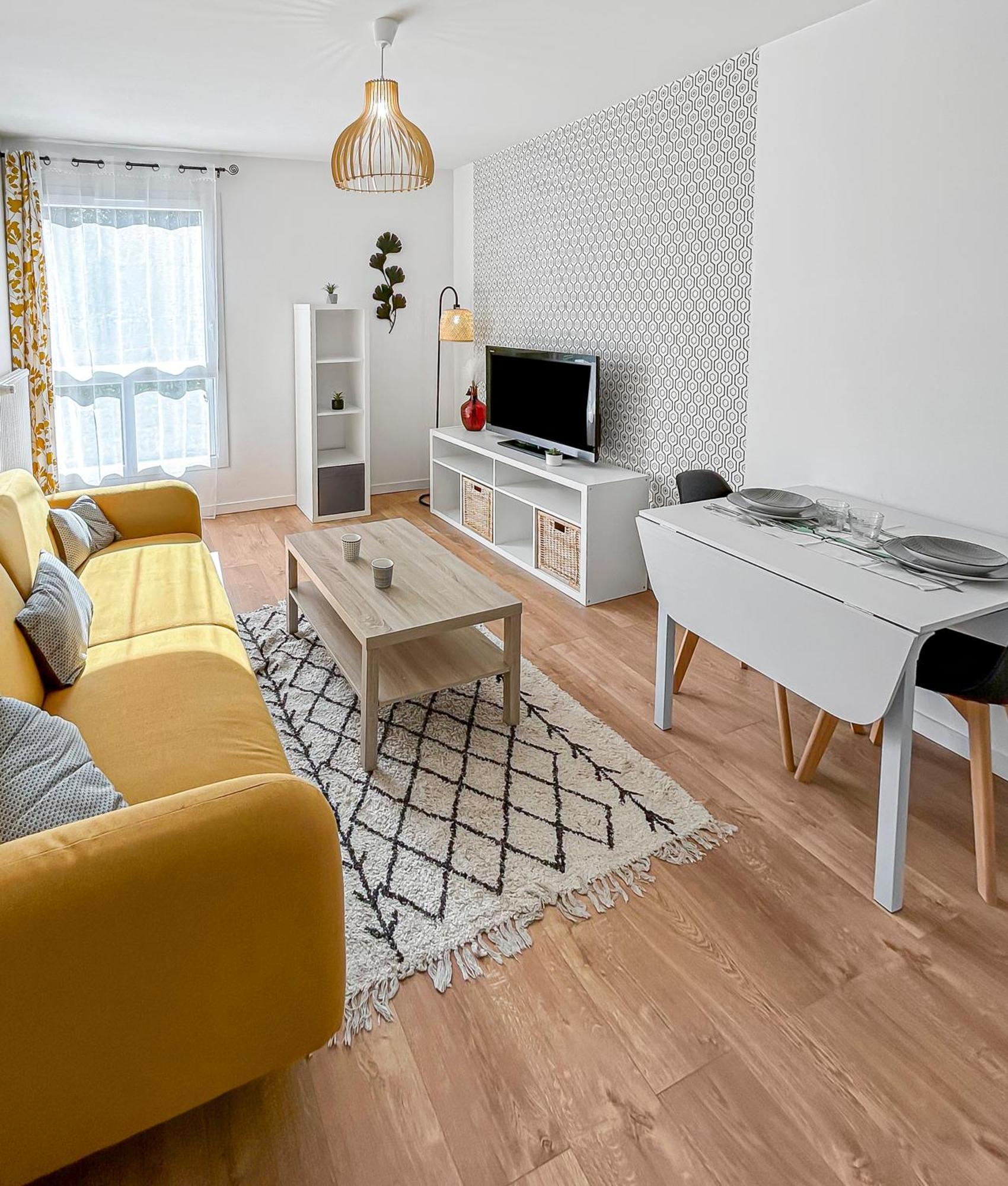 Appartement Lumineux, Wi-Fi Et Parking Prive Niort Bagian luar foto